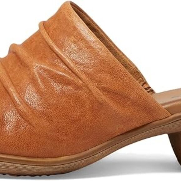 Comfortiva Norene Heeled Sandals. - Picture 6 of 12